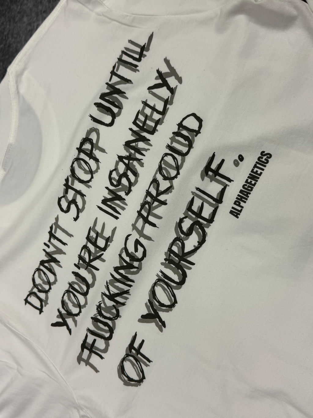 Longsleeve Proudly in Weiss von AlphaGenetics – Ansicht 3