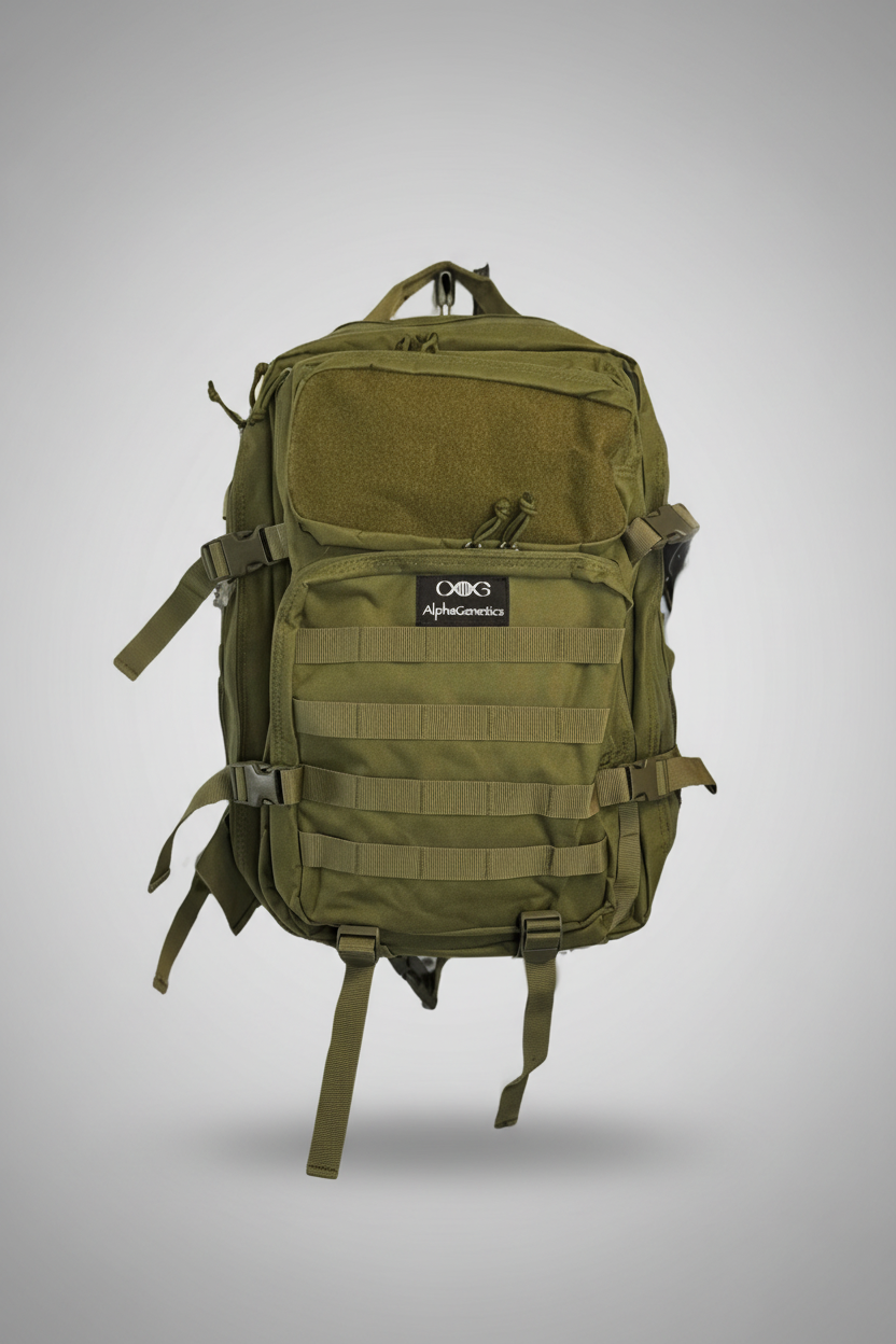 AlphaGenetics Molle Backpack 45L vor hellgrauem Studiohintergrund