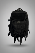 AlphaGenetics Molle Backpack 45L vor hellgrauem Studiohintergrund