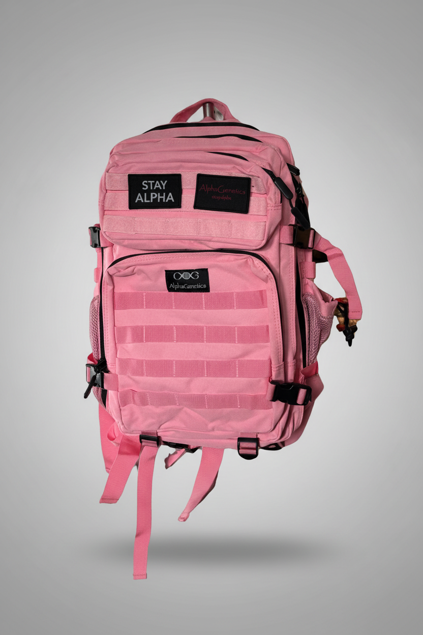 AlphaGenetics Molle Backpack 45L vor hellgrauem Studiohintergrund